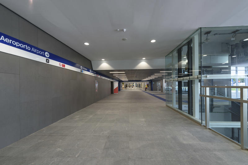 momapix_345832_pos_162