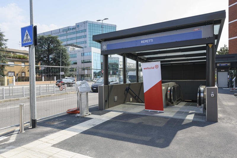 momapix_345921_pos_155