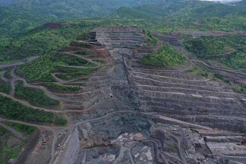 momapix_346423_pos_11