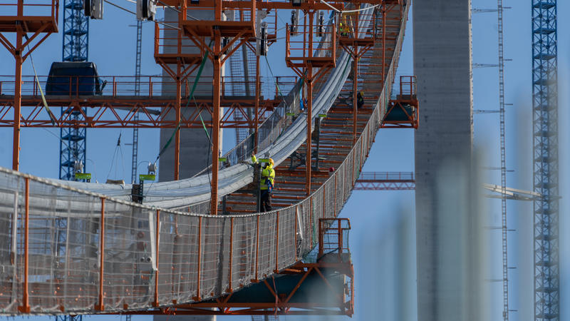 momapix_348084_pos_32