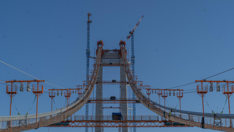 momapix_348096_pos_30