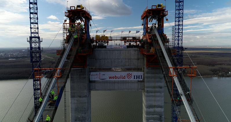 momapix_348225_pos_21