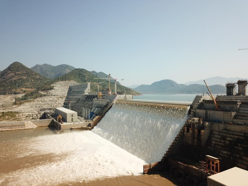 momapix_348896_pos_21