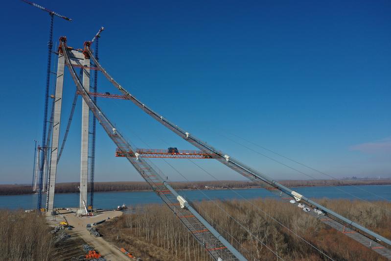 momapix_349040_pos_17