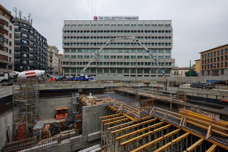 momapix_350192_pos_142