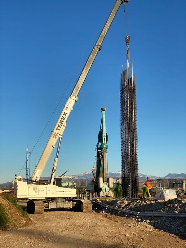 momapix_350952_pos_49