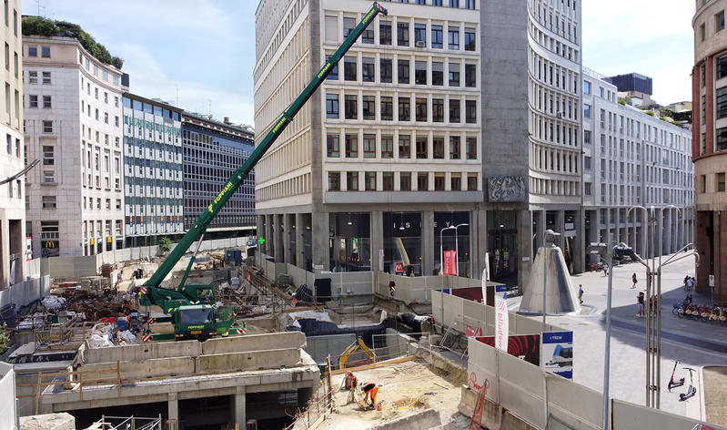 momapix_354698_pos_136