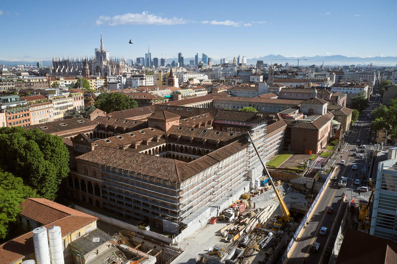 momapix_354876_pos_197