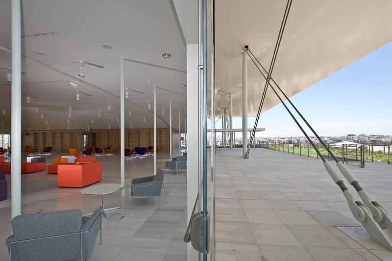 momapix_355378_pos_1