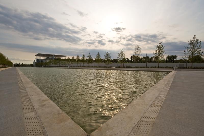 momapix_355477_pos_30