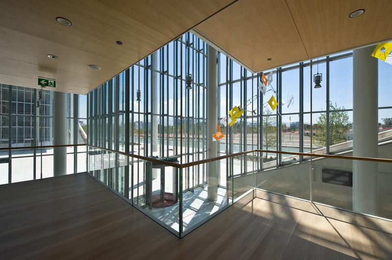 momapix_355521_pos_23