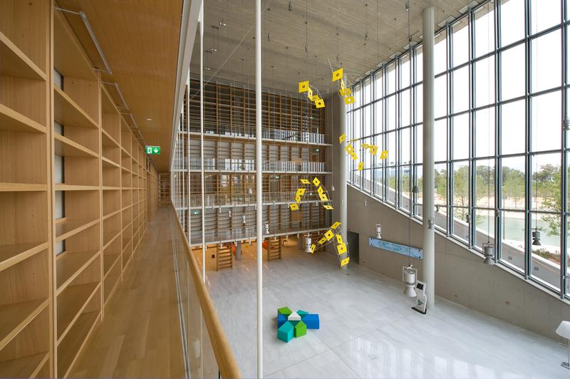 momapix_355675_pos_17