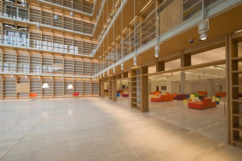 momapix_355709_pos_15