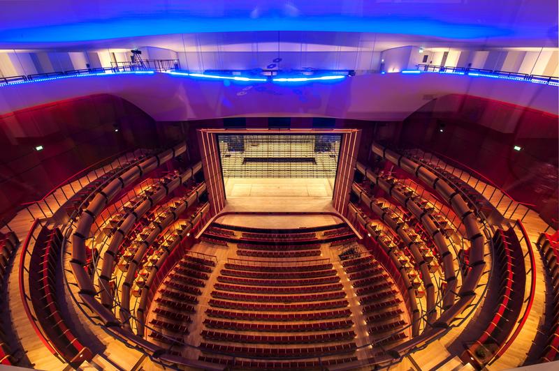 momapix_355729_pos_6