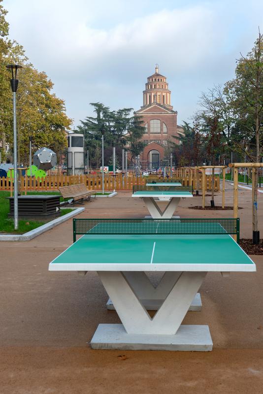 momapix_356861_pos_129