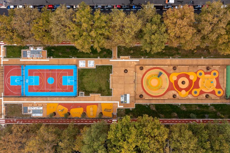 momapix_356891_pos_132