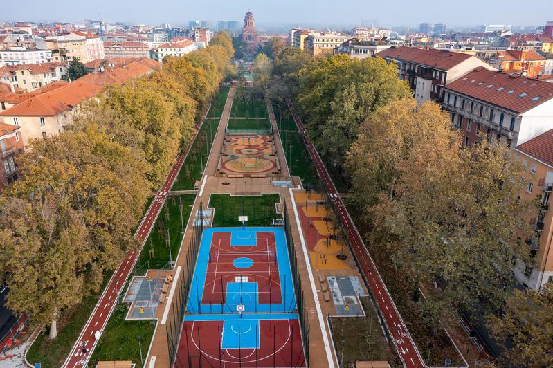 momapix_356905_pos_131