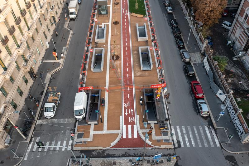 momapix_356920_pos_130