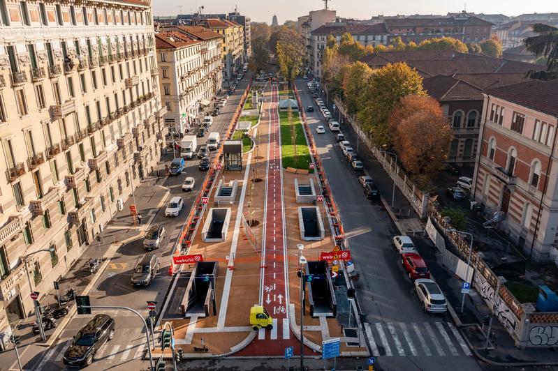 momapix_357019_pos_128