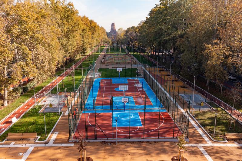 momapix_357041_pos_127