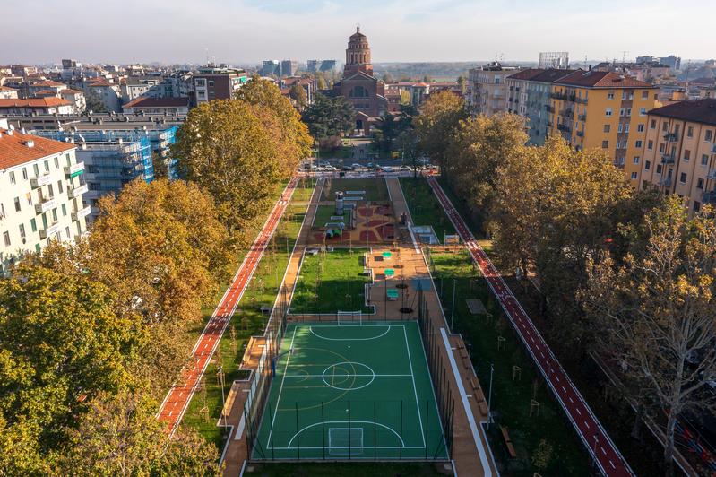 momapix_357044_pos_126