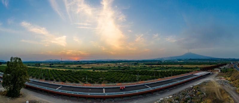 momapix_358623_pos_91