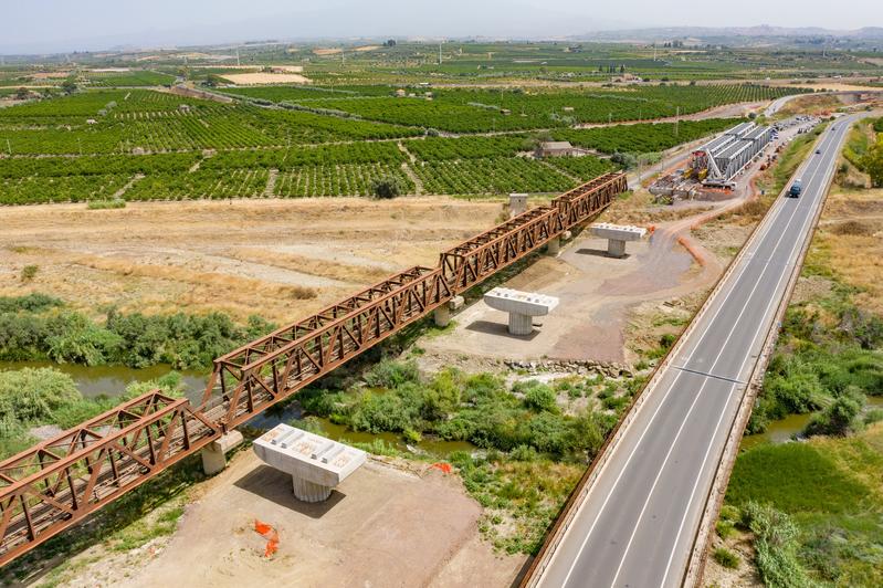 momapix_358814_pos_88