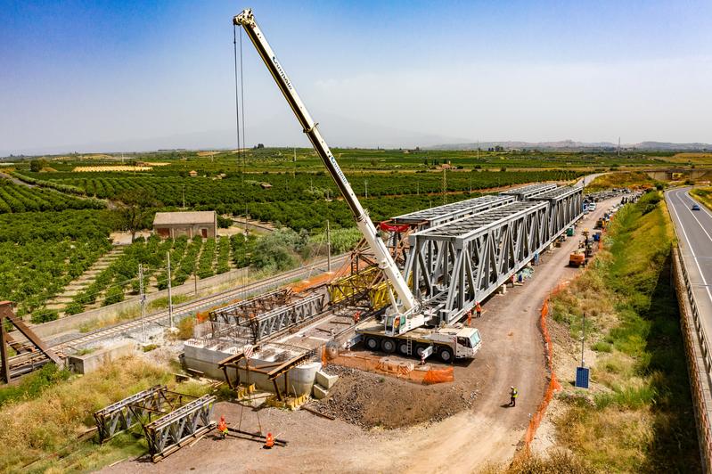 momapix_358820_pos_86