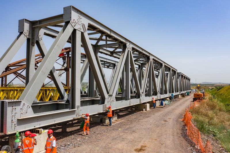 momapix_358824_pos_85