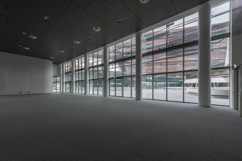 momapix_359226_pos_40