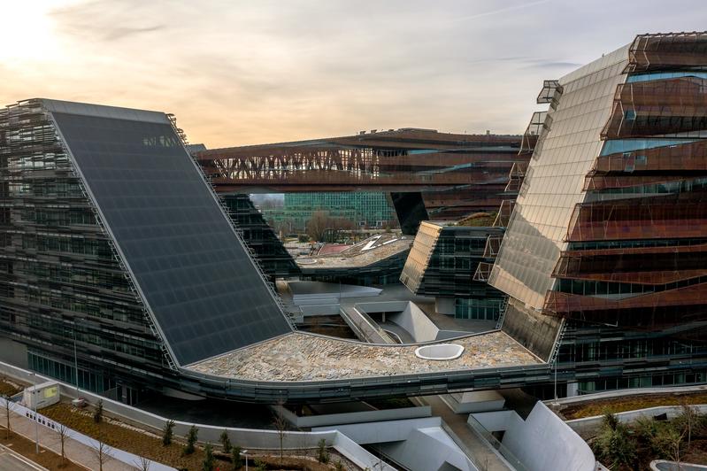 momapix_359324_pos_26