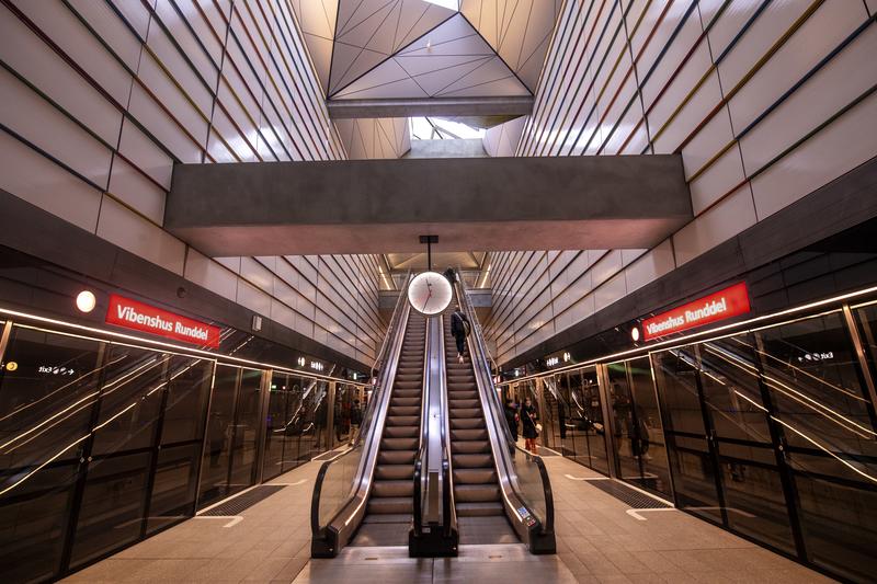 momapix_361973_pos_3