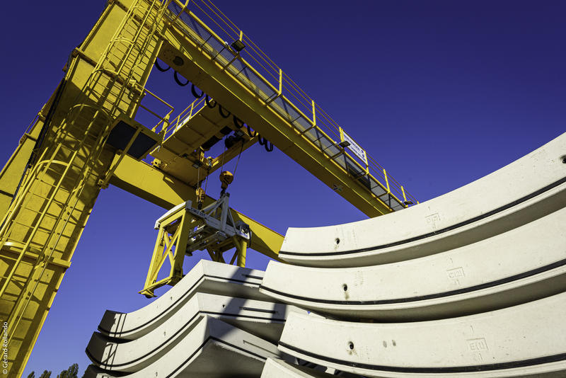 momapix_363055_pos_146