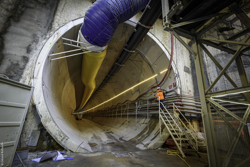 momapix_363057_pos_145