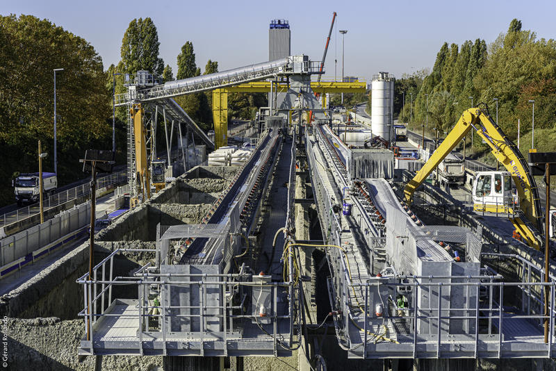 momapix_363077_pos_142