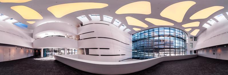 momapix_368799_pos_11