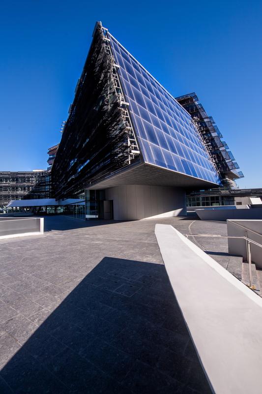 momapix_368813_pos_95