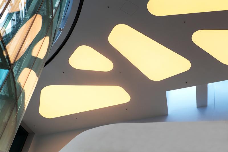 momapix_368821_pos_99