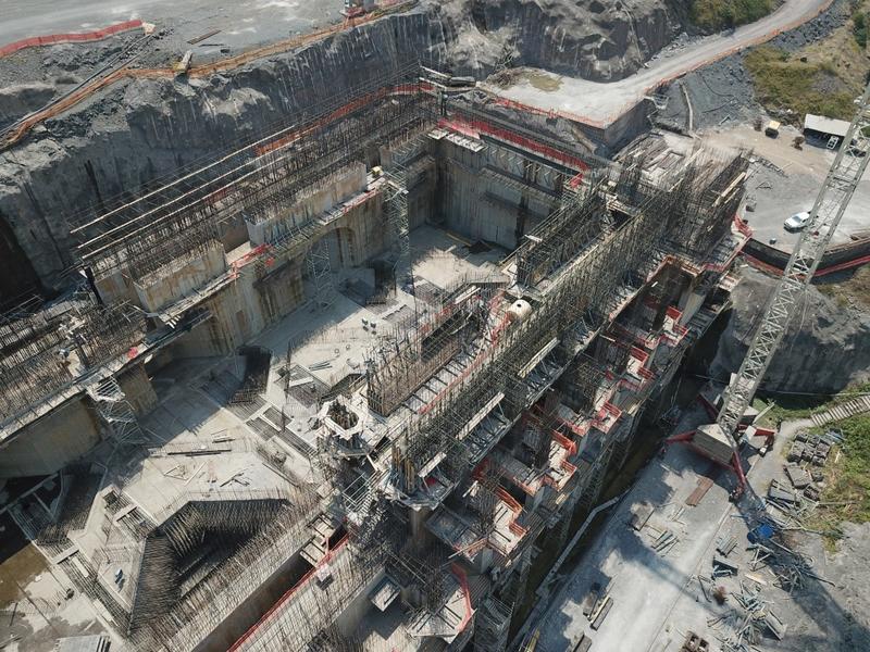 momapix_371943_pos_8