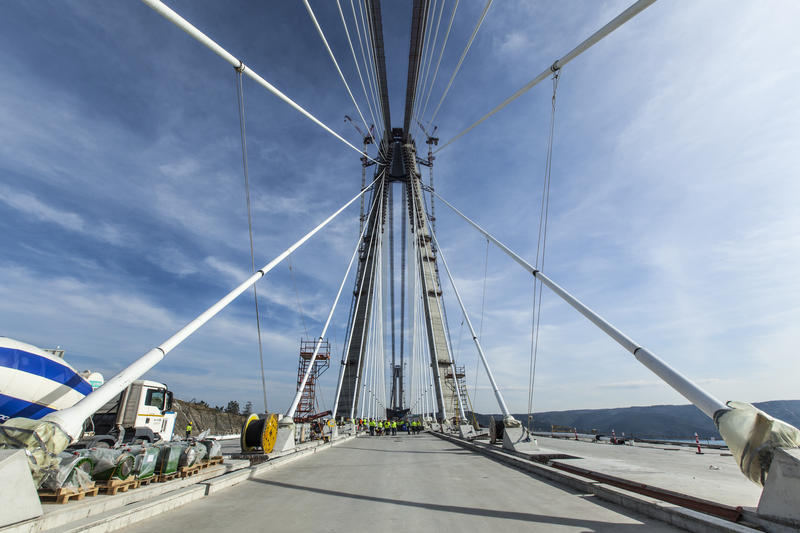 momapix_373855_pos_29