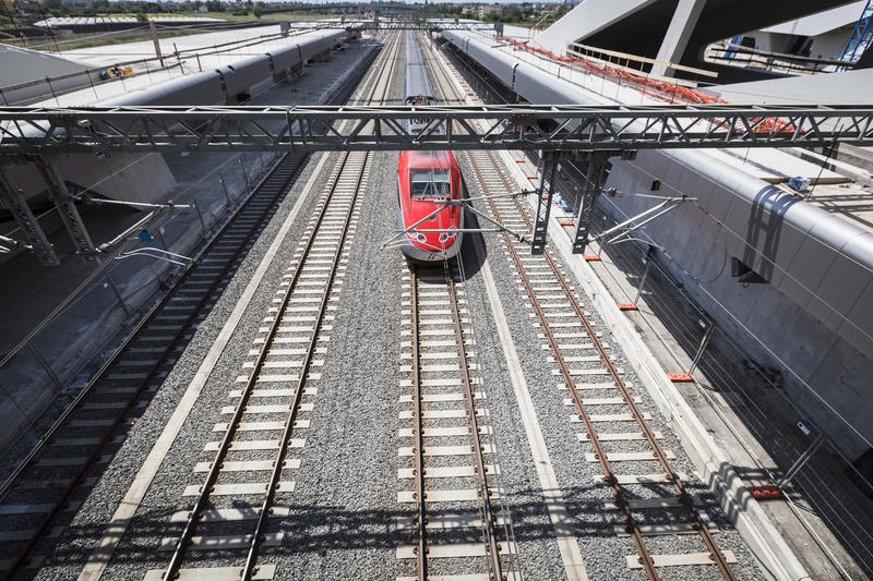 momapix_376590_pos_38