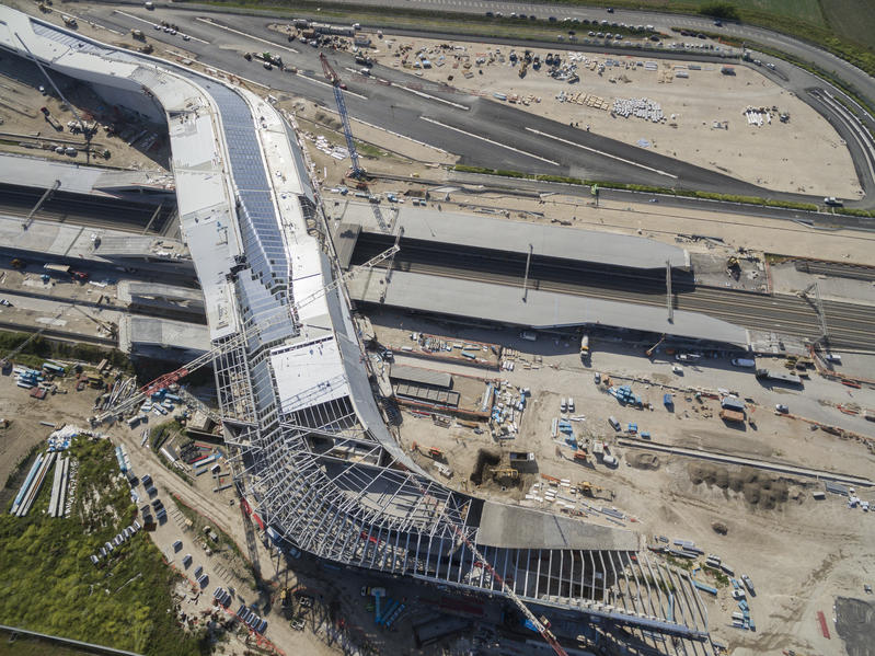 momapix_376619_pos_33