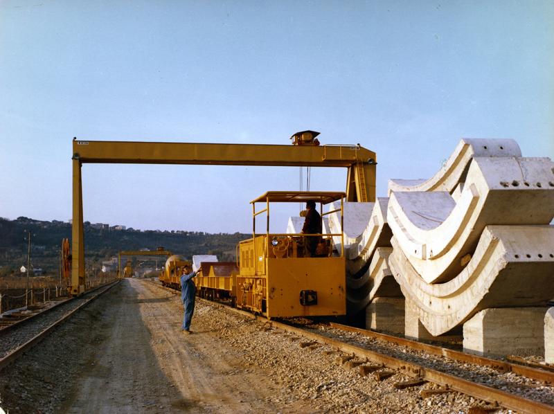 momapix_378174_pos_19