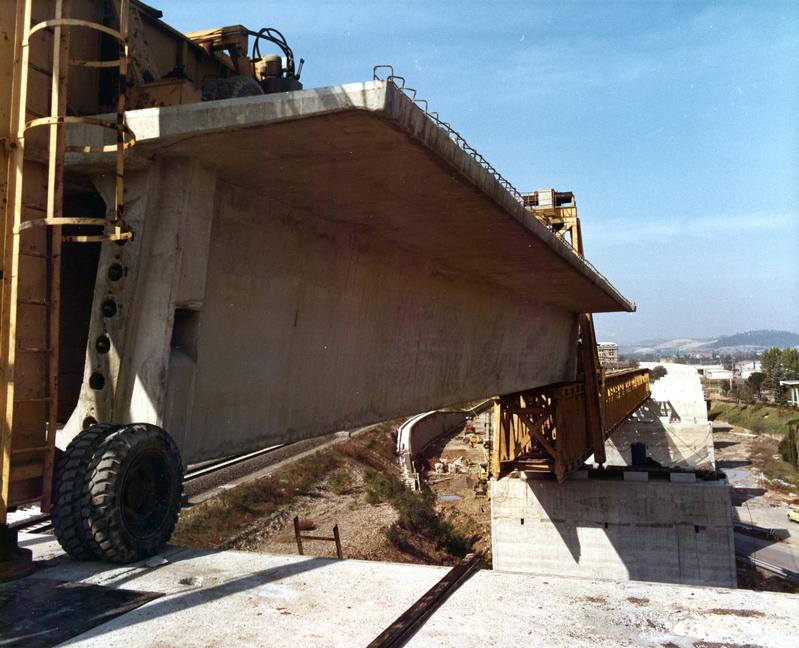 momapix_378181_pos_17