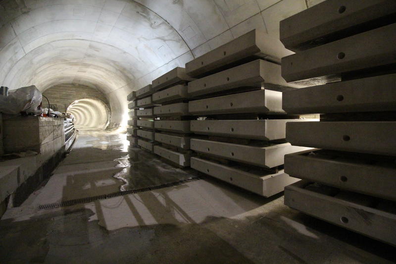 momapix_378937_pos_3