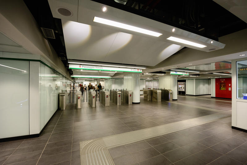 momapix_379090_pos_21