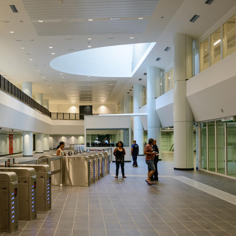 momapix_379098_pos_29