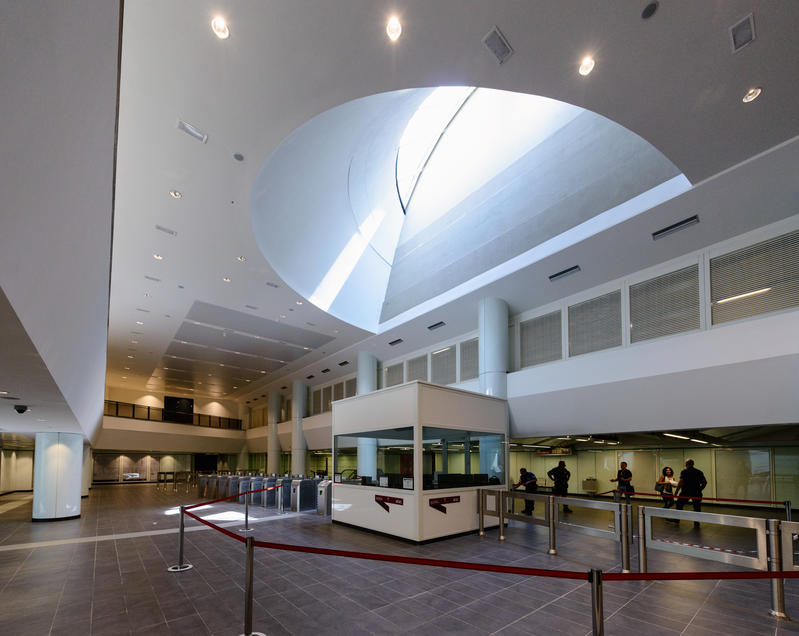 momapix_379111_pos_15