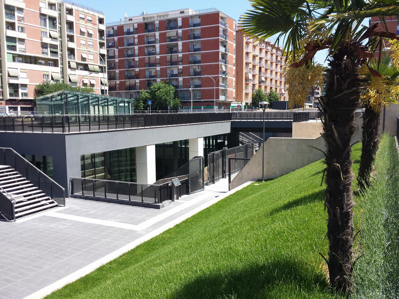 momapix_379116_pos_46