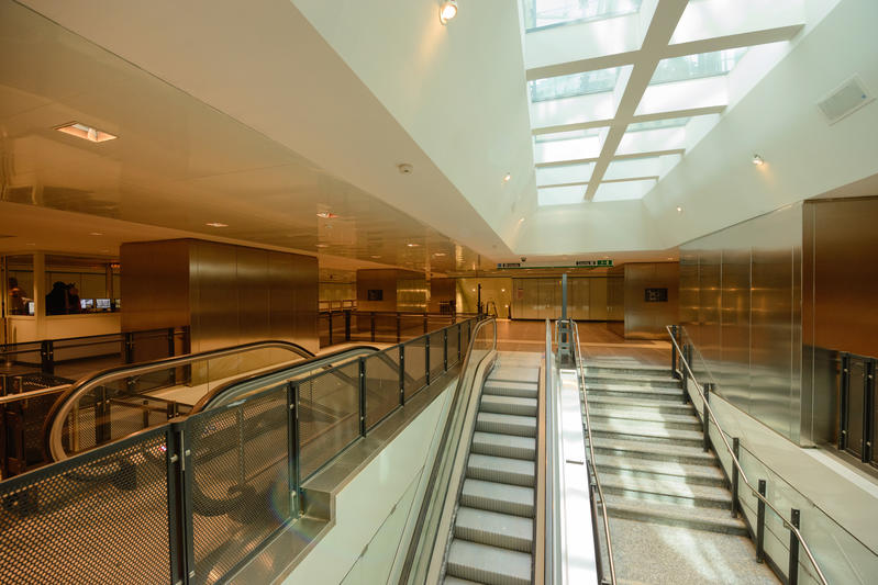 momapix_379130_pos_33